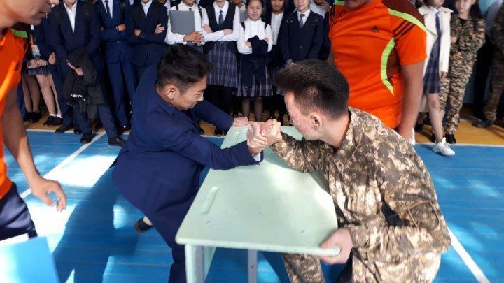 №47 орта мектебінде 08.10-17.10.2018 күндері аралығында ДЕНЕ ШЫНЫҚТЫРУ және АӘД бірлестігінің онкүндік ашылу және жабылу салтанаты