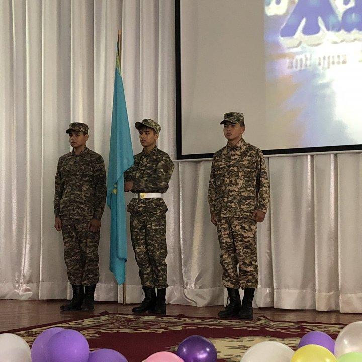 2018 жылдың 23 қазан күні № 47 орта мектебінде                                «КЕМЕЛДІ КЕЛЕШЕККЕ – КЕМЕҢГЕР ЕЛБАСЫМЕН!» атты                «Жас Ұлан» ұйымына оқушыларды қабылдау рәсімі өтті.