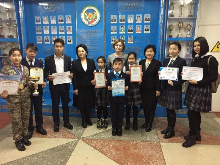 Райымжанова Эльназ Ағылшын тілінен «Why do we iearn English?»  қалалық шығарма байқауында