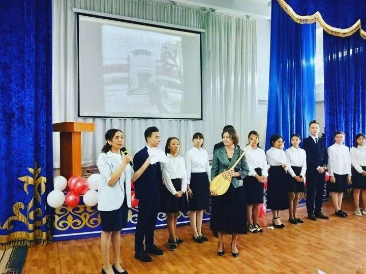2019 жылдың 4 қазан күні №47 орта мектебінде "Мұғалім - мектептің жүрегі" атты мерекелік кеш өткізілді.