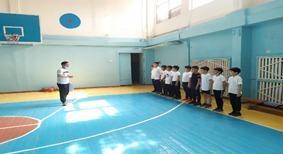 Дене шынықтыру пәні мұғалімі Искаков Н «Екі жақты ойын» тақырыбында ашық сабақ өтті.