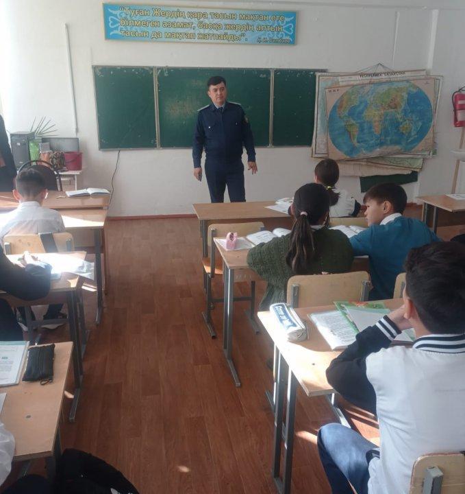 Тараз қаласы № 47 орта мектебінің оқушыларына желтоқсанның он төрті күні №7 мобильдік топ профилактикалық түсіндіру жұмыстарын жүргізді.